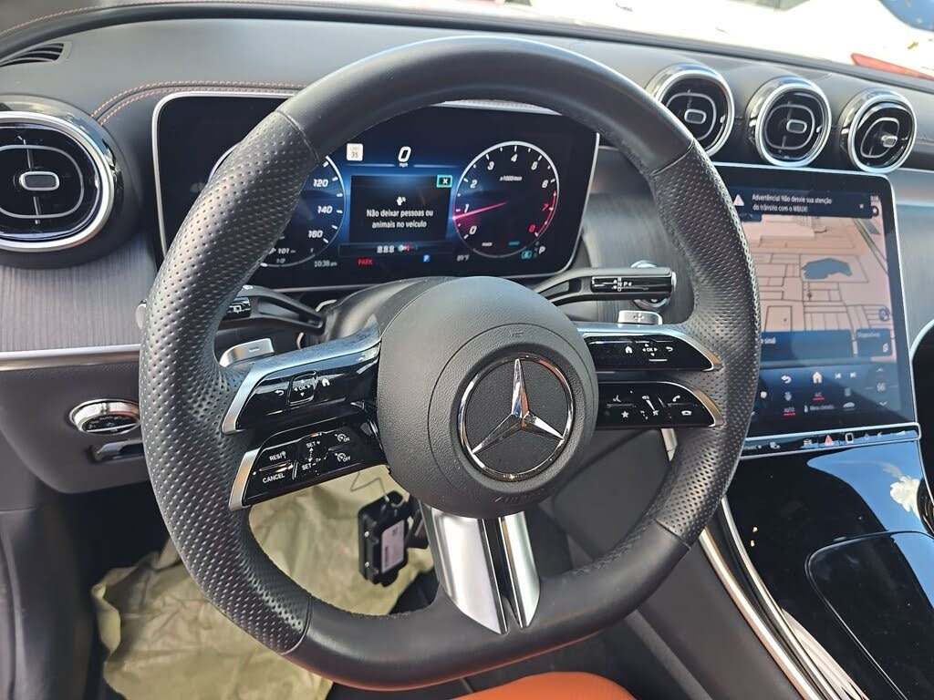 2023 Mercedes-Benz GLC 300 RWD