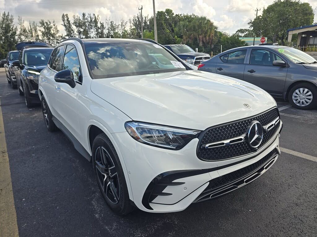2023 Mercedes-Benz GLC 300 RWD
